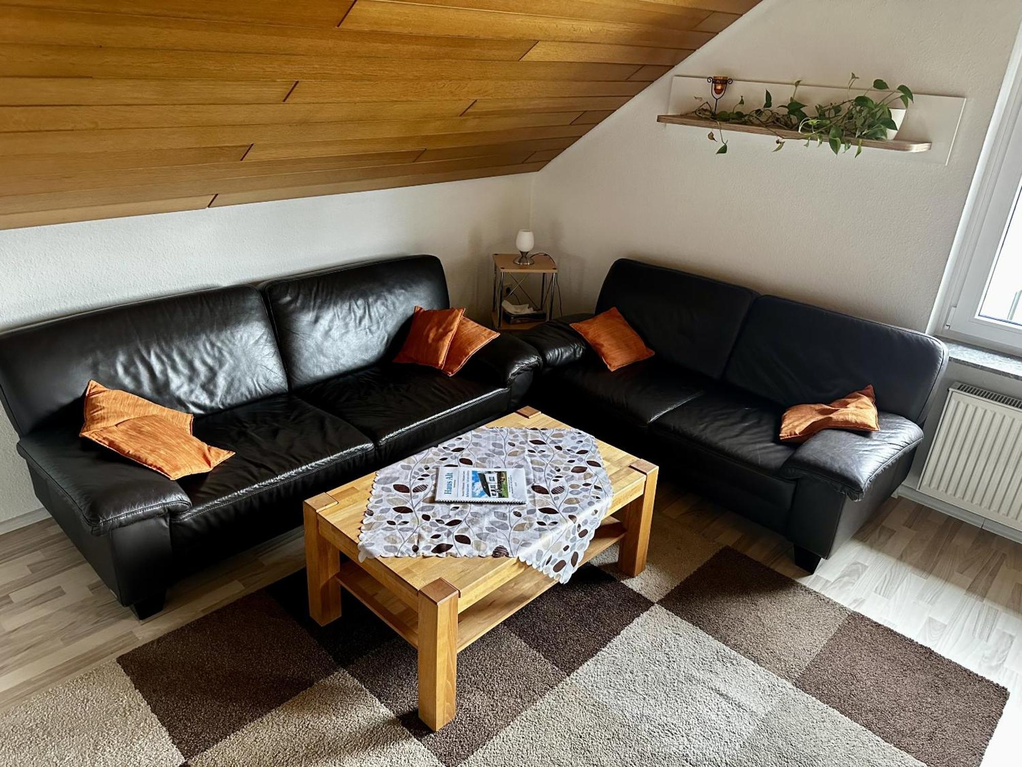 Haus Alt - Ferienwohnung Illingen  Dış mekan fotoğraf